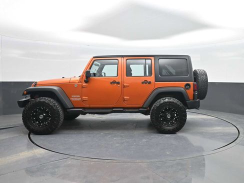 Used 2011 Jeep Wrangler Unlimited Sport image 5