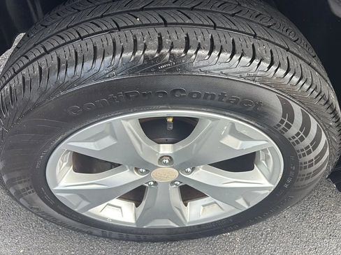 Used 2015 Subaru Forester 2.5i w/ Alloy Wheel Package image 32