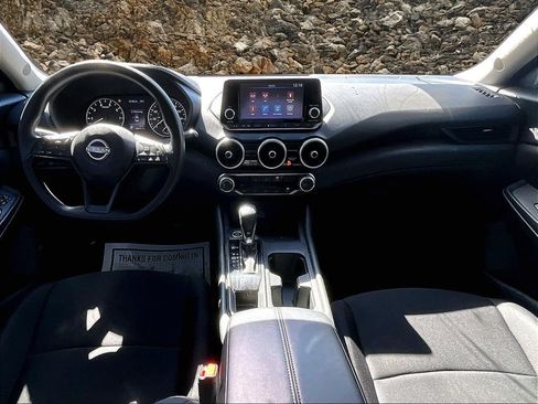 Used 2024 Nissan Sentra S w/ Lighting Package image 13