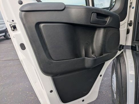 Used 2024 RAM ProMaster 2500 image 18
