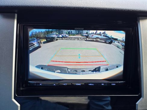 Used 2018 Toyota Tundra Limited w/ Limited Premium Package AWD/4WD image 15