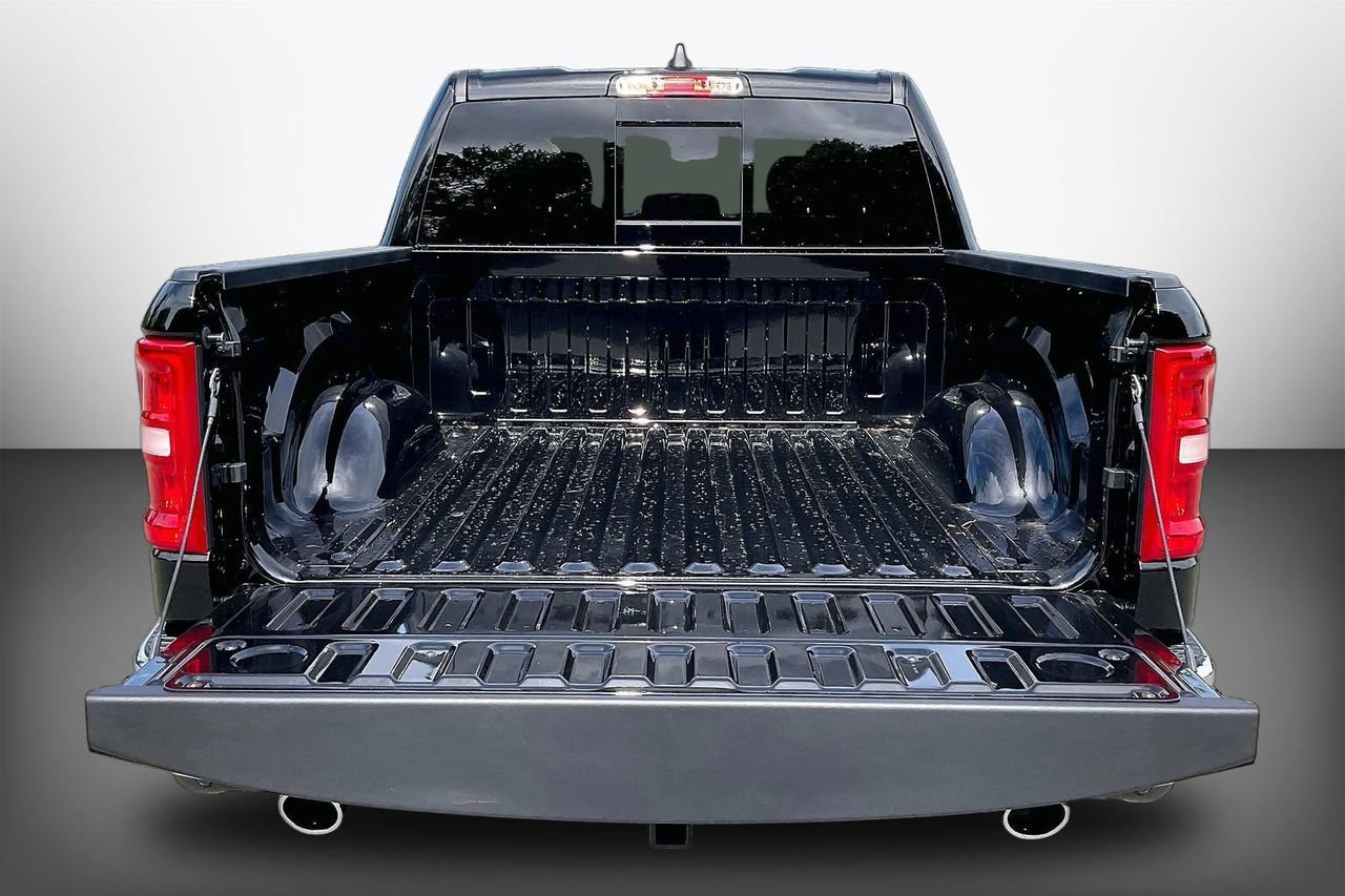 New 2026 RAM 1500 Big Horn AWD/4WD image 21