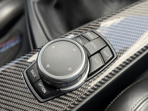 Used 2017 BMW M4 Coupe image 39