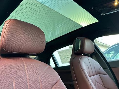 New 2026 BMW 740i xDrive AWD/4WD image 15