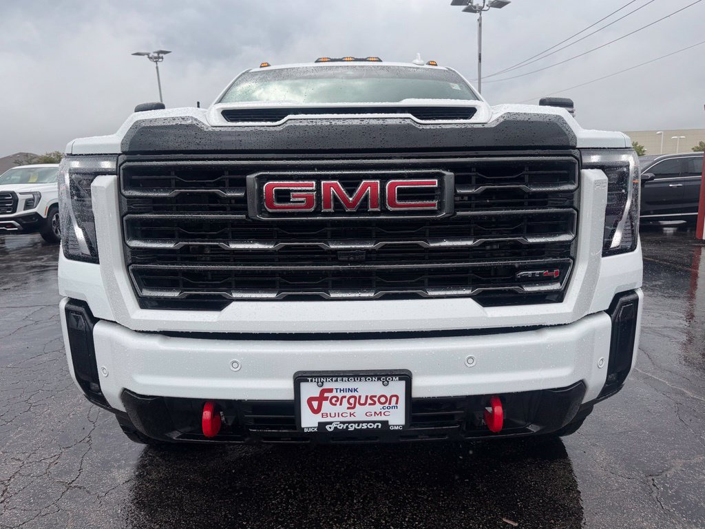 Used 2025 GMC Sierra 2500 AT4 w/ AT4 Premium Plus Package AWD/4WD image 8