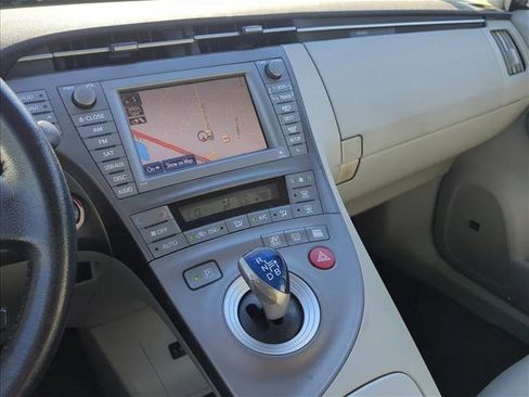 Used 2012 Toyota Prius Four w/ Deluxe Solar Roof Pkg image 12