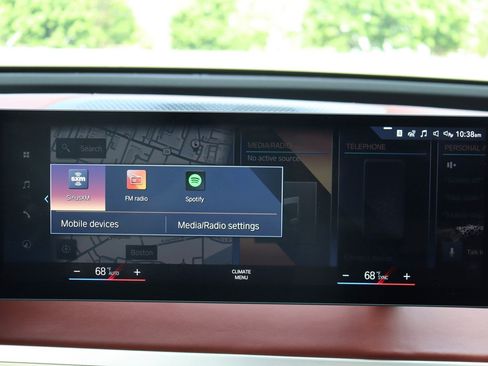 Used 2022 BMW iX xDrive50 w/ Premium Package AWD/4WD image 38