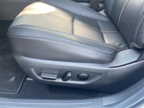 Used 2025 MAZDA CX-50 AWD 2.5 Hybrid w/ Premium Pkg image 31