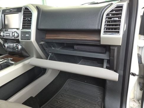 Used 2015 Ford F150 Lariat w/ Equipment Group 502A Luxury AWD/4WD image 62