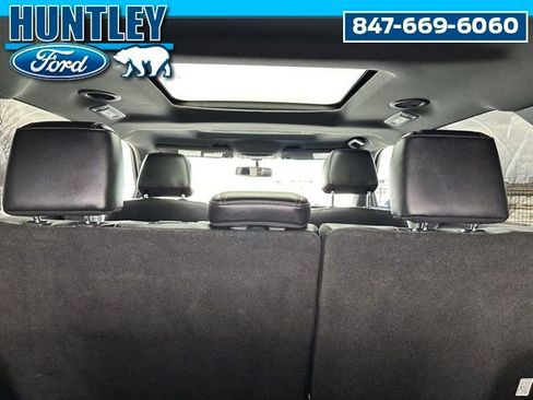Used 2017 Ford Explorer Sport image 15