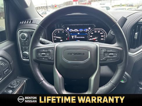 Used 2022 GMC Sierra 3500 Denali w/ Denali Black Diamond Edition image 16