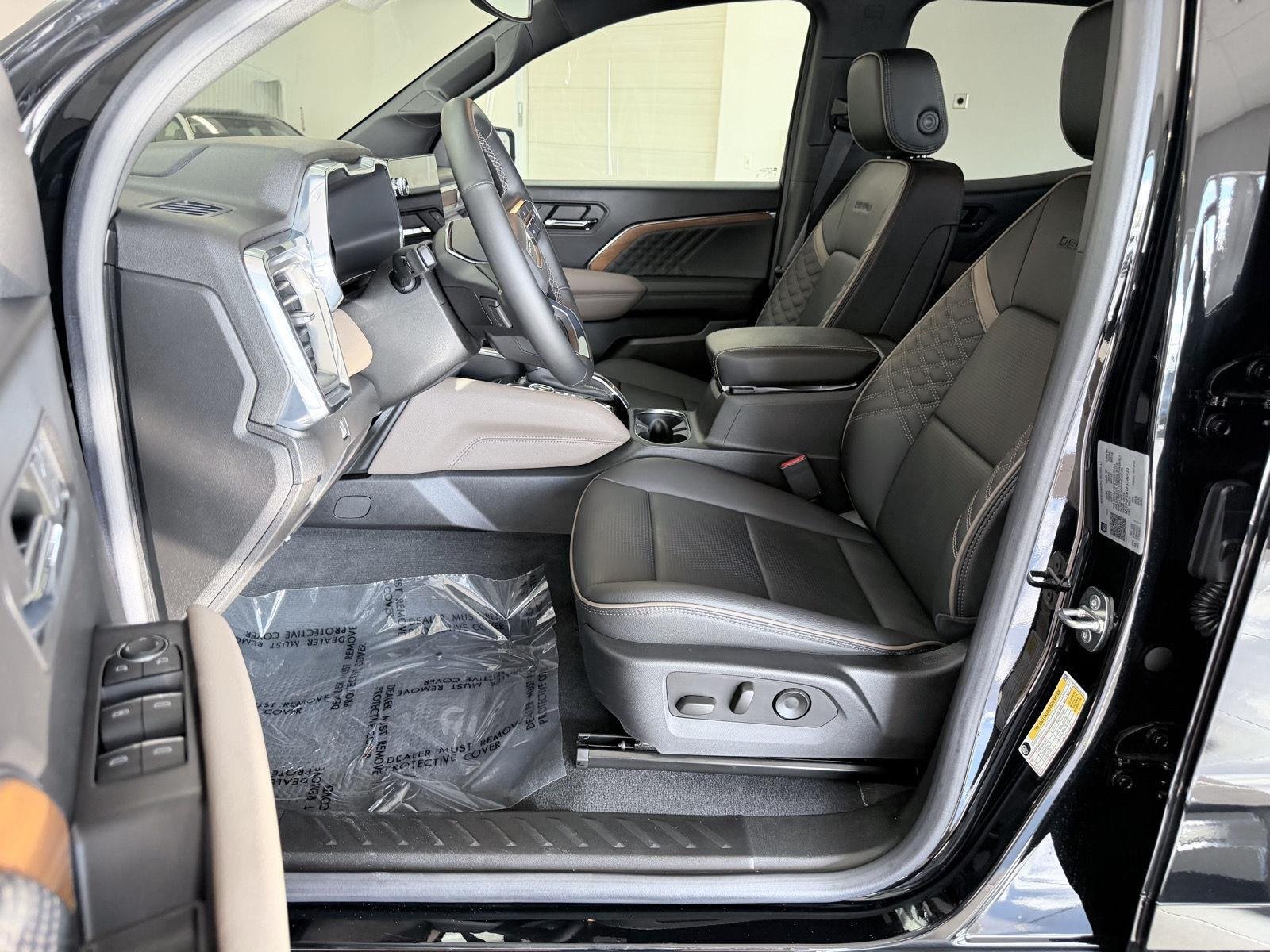 Used 2023 GMC Canyon Denali AWD/4WD image 34