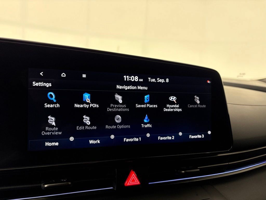 New 2025 Hyundai Elantra SEL FWD image 32
