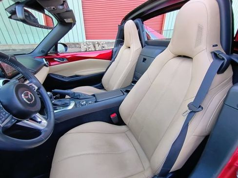 Used 2020 MAZDA MX-5 Miata RF Grand Touring RWD image 42