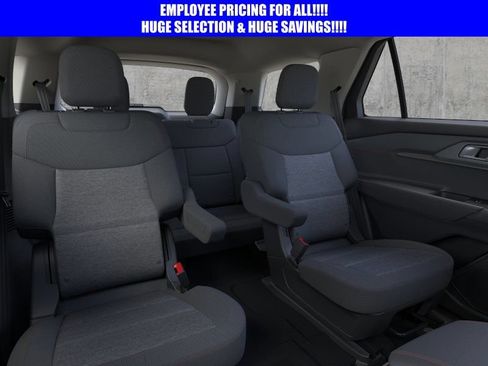 New 2026 Ford Explorer Active AWD/4WD image 11