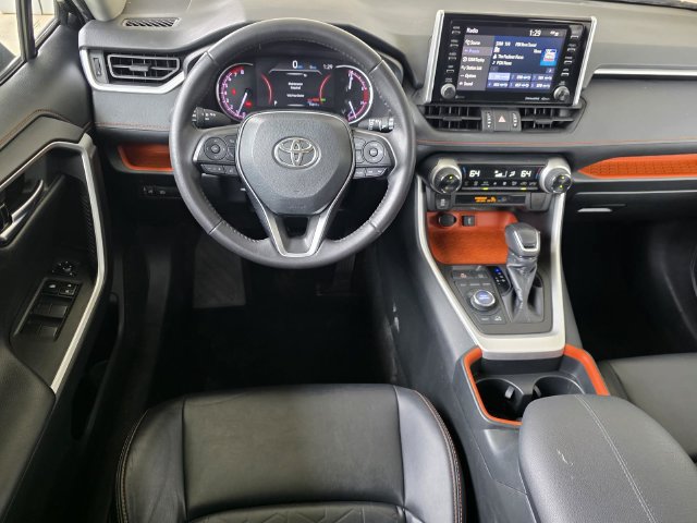 Used 2020 Toyota RAV4 Adventure AWD/4WD image 11