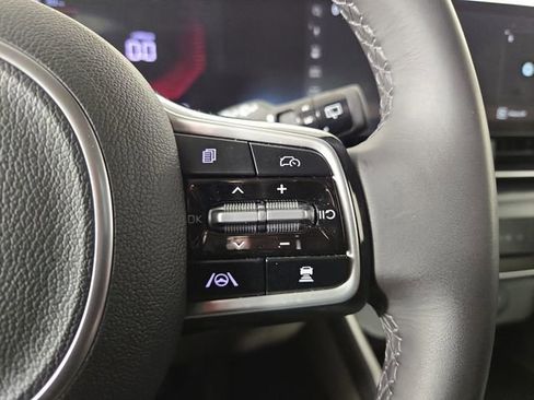 Certified 2026 Kia Carnival LXS image 26