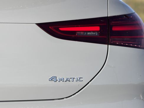 New 2026 Mercedes-Benz GLE 450 4MATIC Coupe image 12