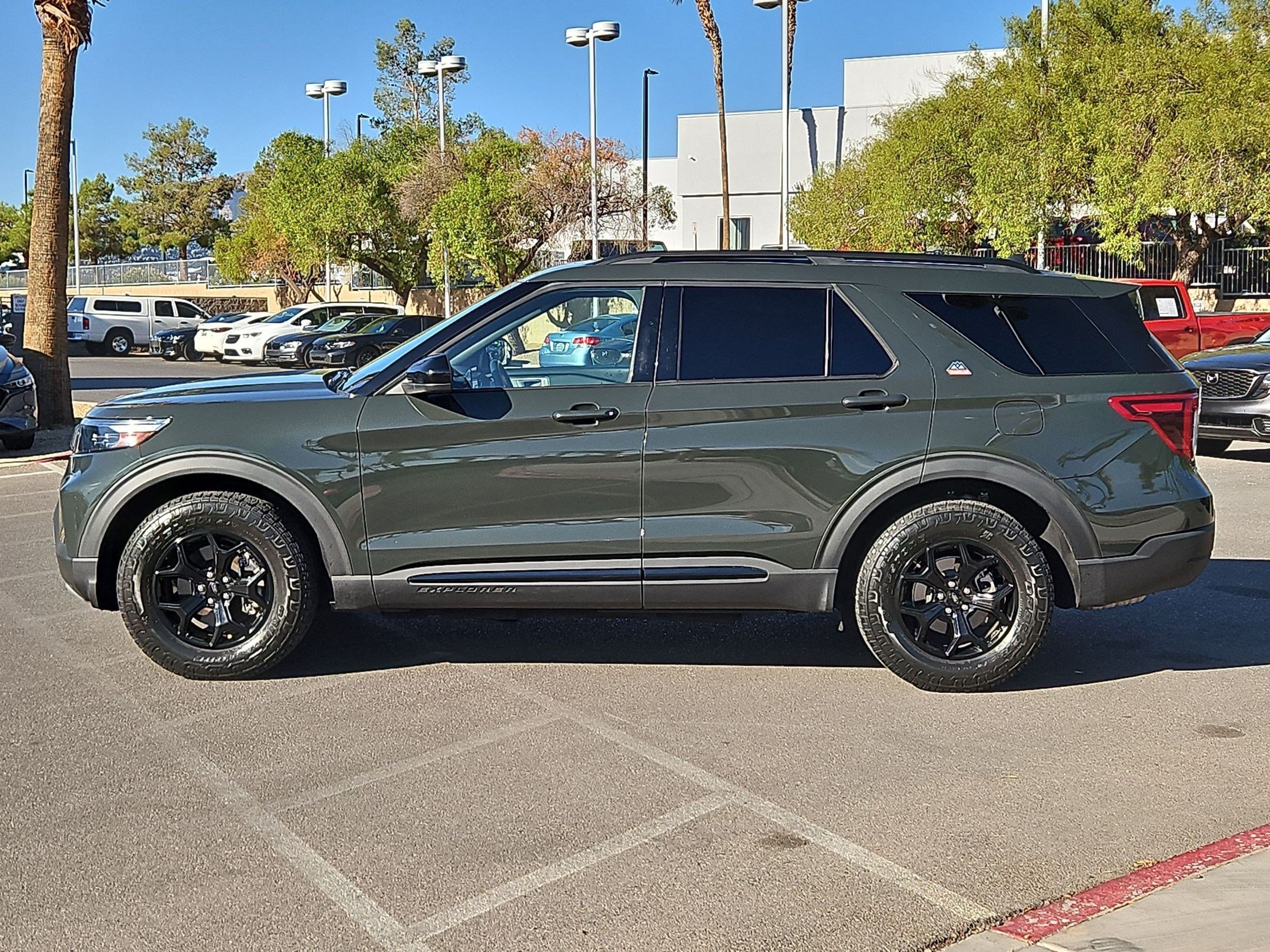 Used 2022 Ford Explorer Timberline w/ Timberline Technology Package AWD/4WD image 2