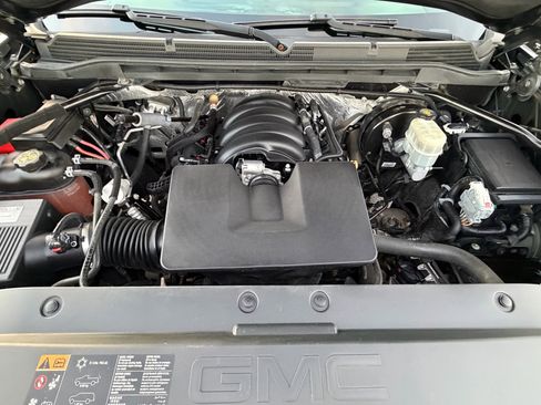 Used 2015 GMC Sierra 1500 SLE w/ SLE Value Package image 31