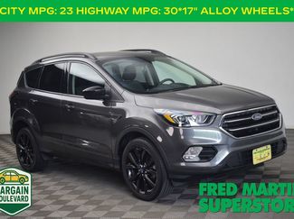 Used 2018 Ford Escape SE w/ SE Sport Appearance Package FWD 360° Tour