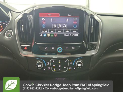 Used 2020 Chevrolet Traverse LT w/ Driver Confidence II Package AWD/4WD image 26