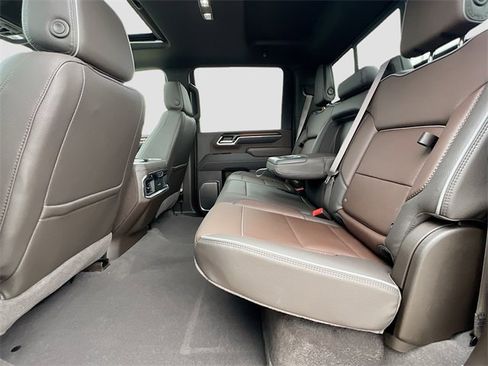 New 2026 GMC Sierra 2500 Denali w/ Denali Reserve Package image 17