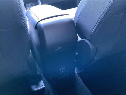 Used 2022 Ford Escape S AWD/4WD image 10