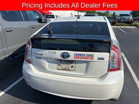 Used 2015 Toyota Prius Four FWD image 6