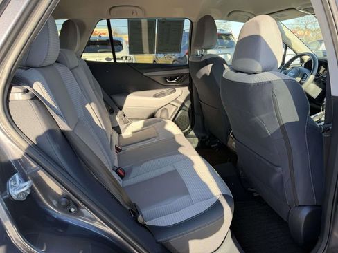 Used 2025 Subaru Outback Premium image 13