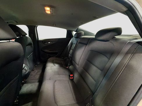 Used 2018 Chevrolet Malibu LT FWD image 23