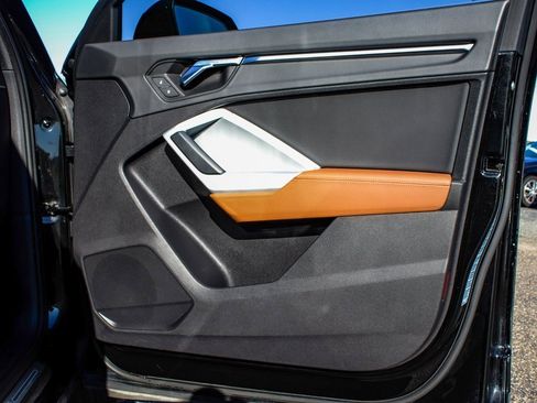 Used 2021 Audi Q3 2.0T Premium w/ Convenience Package image 13