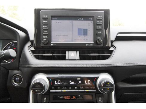 Used 2021 Toyota RAV4 XLE FWD image 23