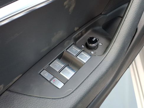 Used 2025 Audi A6 3.0T Premium image 13