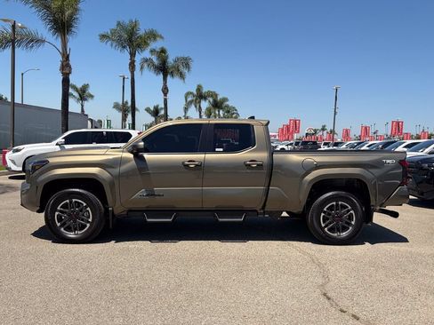 Certified 2026 Toyota Tacoma TRD Sport AWD/4WD image 42