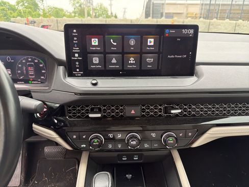Used 2023 Honda Accord Touring image 16