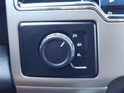 Used 2022 Ford F350 Lariat w/ Lariat Ultimate Package image 22