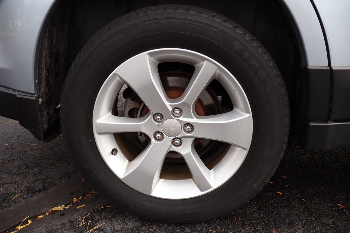 Used 2013 Subaru Outback 2.5i Premium AWD/4WD image 43