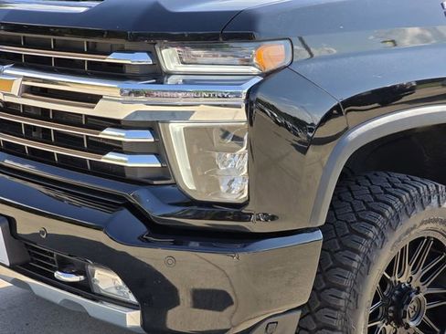 Used 2023 Chevrolet Silverado 2500 High Country w/ Z71 Off-Road Package AWD/4WD image 7