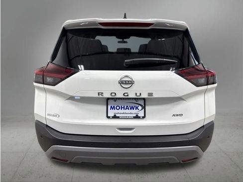 Used 2023 Nissan Rogue S AWD/4WD image 4