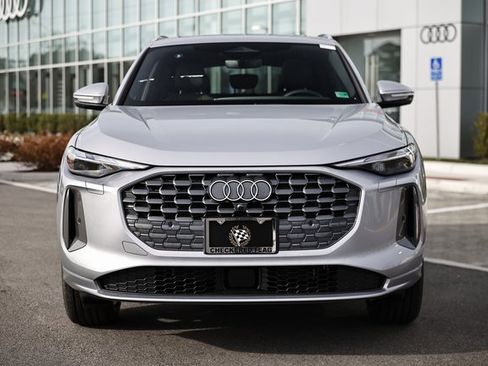 New 2025 Audi Q5 Premium image 13