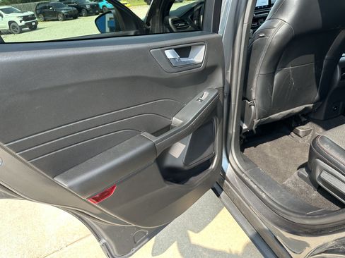 Used 2024 Ford Escape ST-Line AWD/4WD image 16