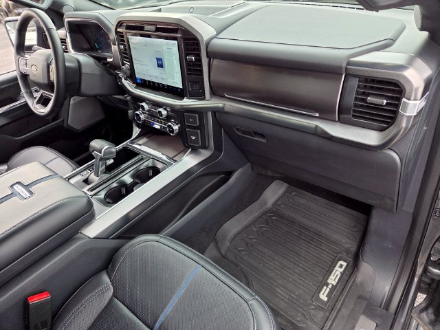 Used 2025 Ford F150 Platinum AWD/4WD image 16