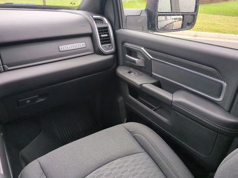 New 2026 RAM 2500 Big Horn AWD/4WD image 17