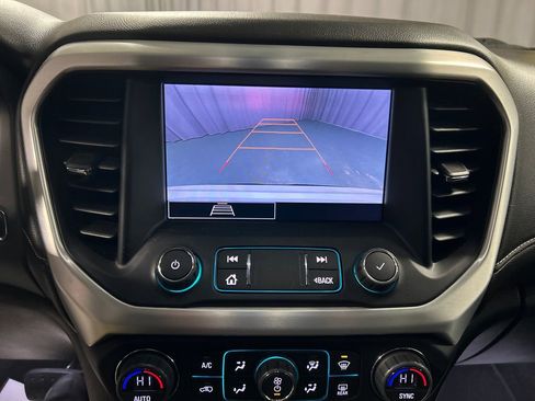 Used 2021 GMC Acadia SLE w/ Elevation Edition image 18