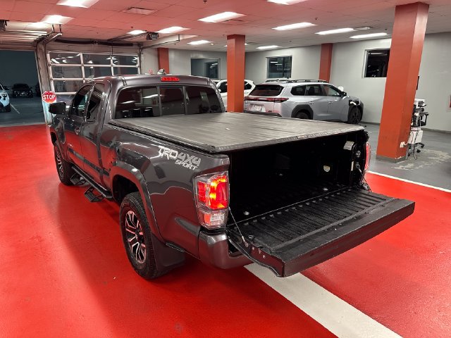 Certified 2022 Toyota Tacoma TRD Sport AWD/4WD image 23