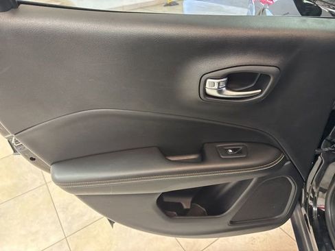 Used 2019 Jeep Compass Latitude w/ Popular Equipment Group image 13