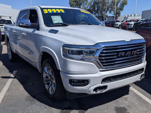 Used 2019 RAM 1500 Limited RWD image 1