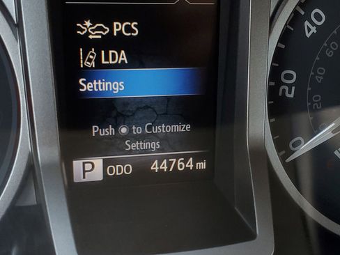 Used 2021 Toyota Tacoma 2WD Double Cab image 24