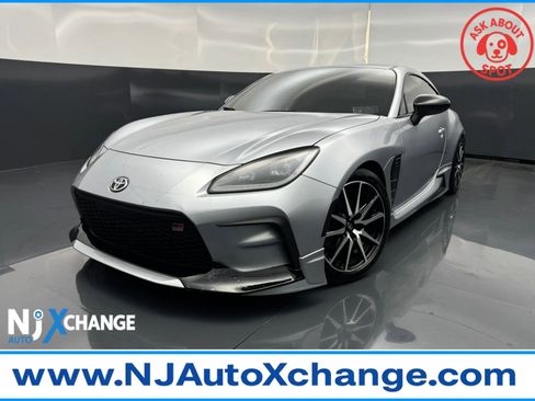 Used 2022 Toyota GR86 image 43